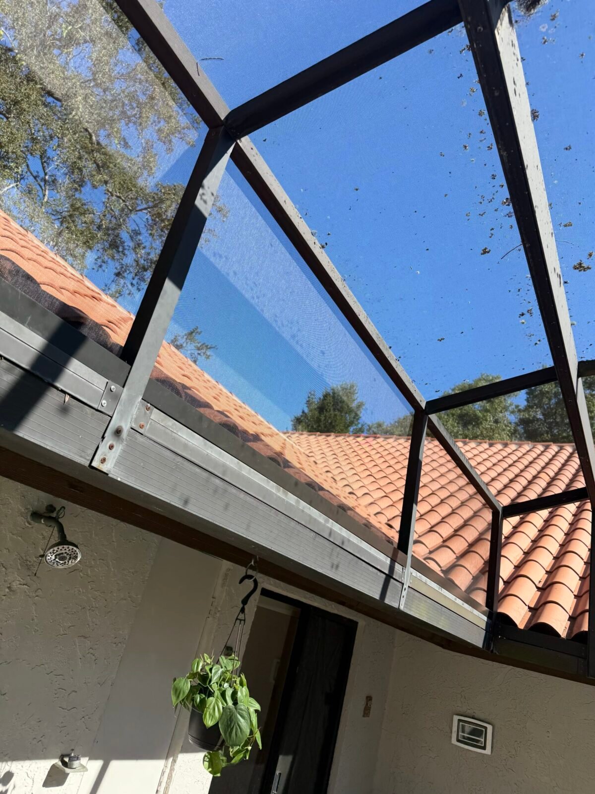 Aluminum pool enclosure repair